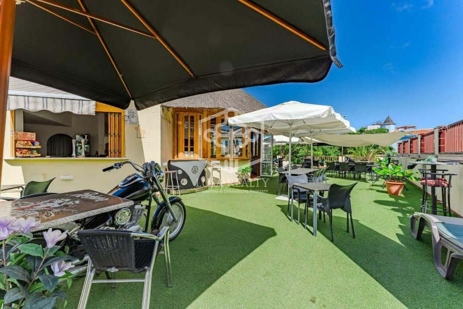 Erhverv til salg i Arona - € 795.000 (Ref: 8698874)