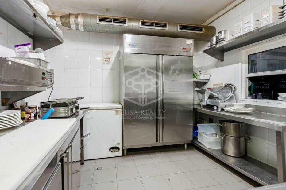 Erhverv til salg i Adeje - € 1.470.000 (Ref: 8703323)