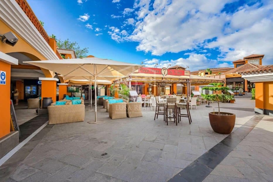 Erhverv til salg i Adeje - € 1.470.000 (Ref: 8703323)