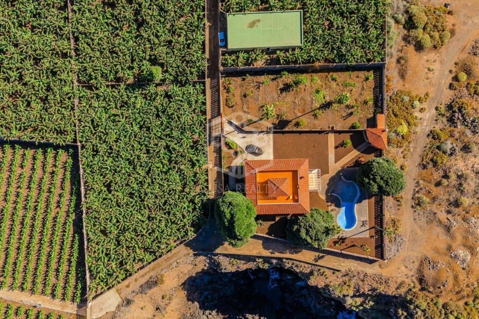 6 soveværelse Villa til salg i Buenavista del Norte - € 2.990.000 (Ref: 8703325)