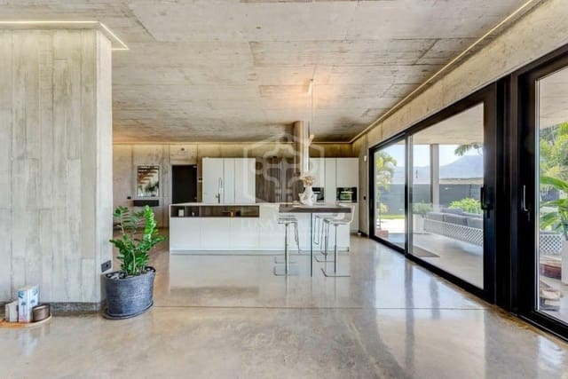 4 soveværelse Villa til salg i Callao Salvaje - Playa Paraíso, Adeje - € 3.900.000 (Ref: 8734614)