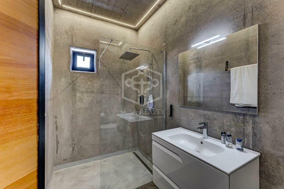 4 soveværelse Villa til salg i Adeje - € 3.900.000 (Ref: 8734614)