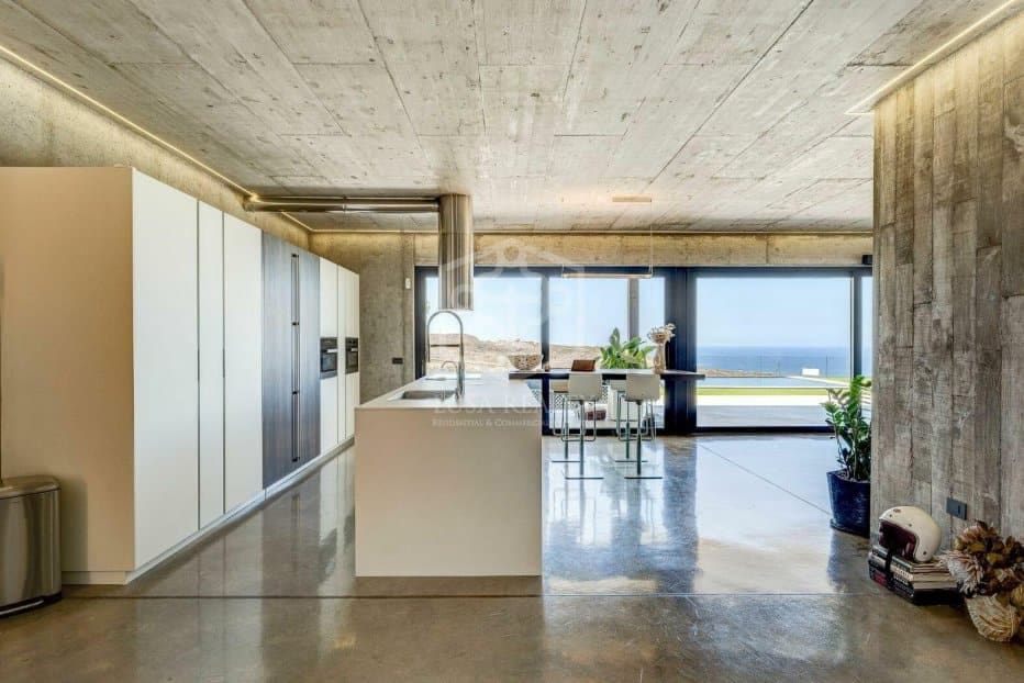 4 soveværelse Villa til salg i Adeje - € 3.900.000 (Ref: 8734614)