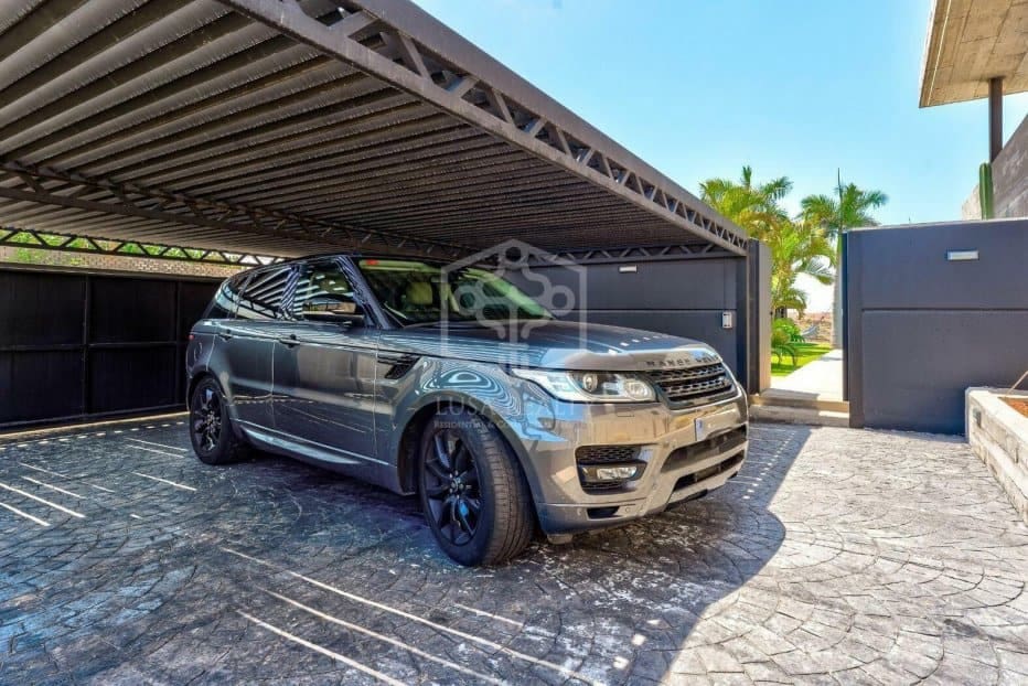 4 soveværelse Villa til salg i Adeje - € 3.900.000 (Ref: 8734614)