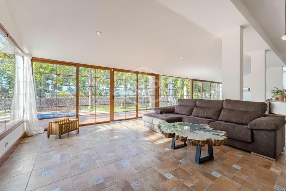 6 bedroom Villa for sale in Arona - € 5,200,000 (Ref: 8734615)