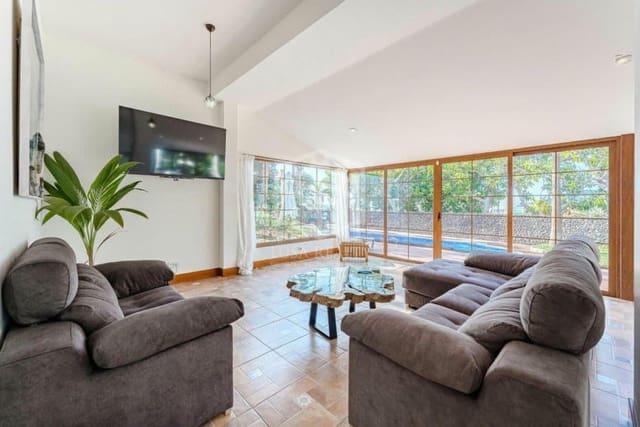 6 camera da letto Villa in vendita in Arona - 5.200.000 € (Rif: 8734615)