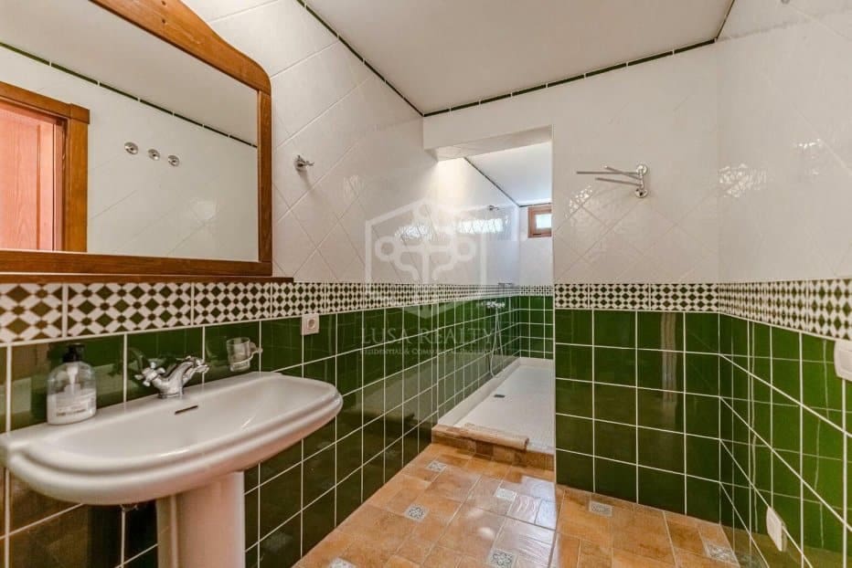 6 bedroom Villa for sale in Arona - € 5,200,000 (Ref: 8734615)