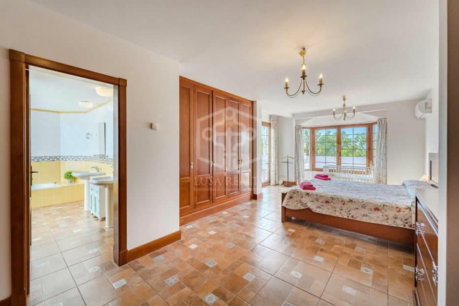 6 bedroom Villa for sale in Arona - € 5,200,000 (Ref: 8734615)