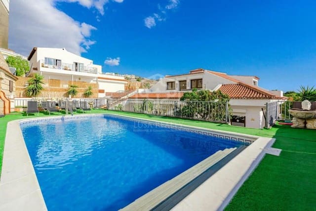 6 soveværelse Villa til salg i San Eugenio Alto, Adeje - € 1.600.000 (Ref: 8734617)