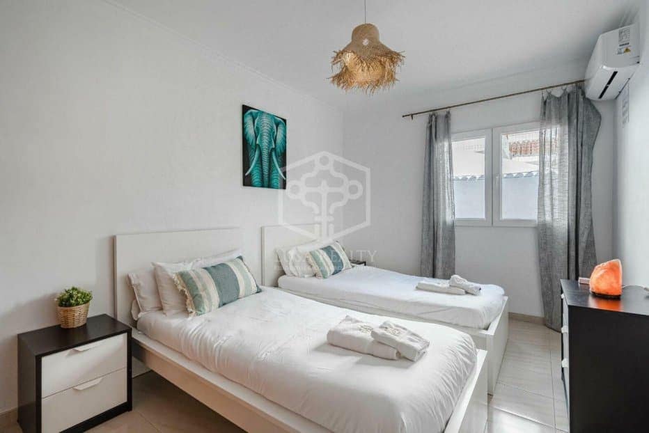 6 soveværelse Villa til salg i Adeje - € 1.600.000 (Ref: 8734617)