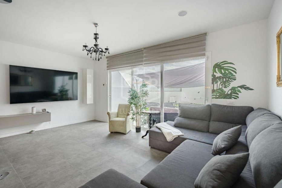 3 soverom Villa til salgs i Adeje - € 850 000 (Ref: 8751577)