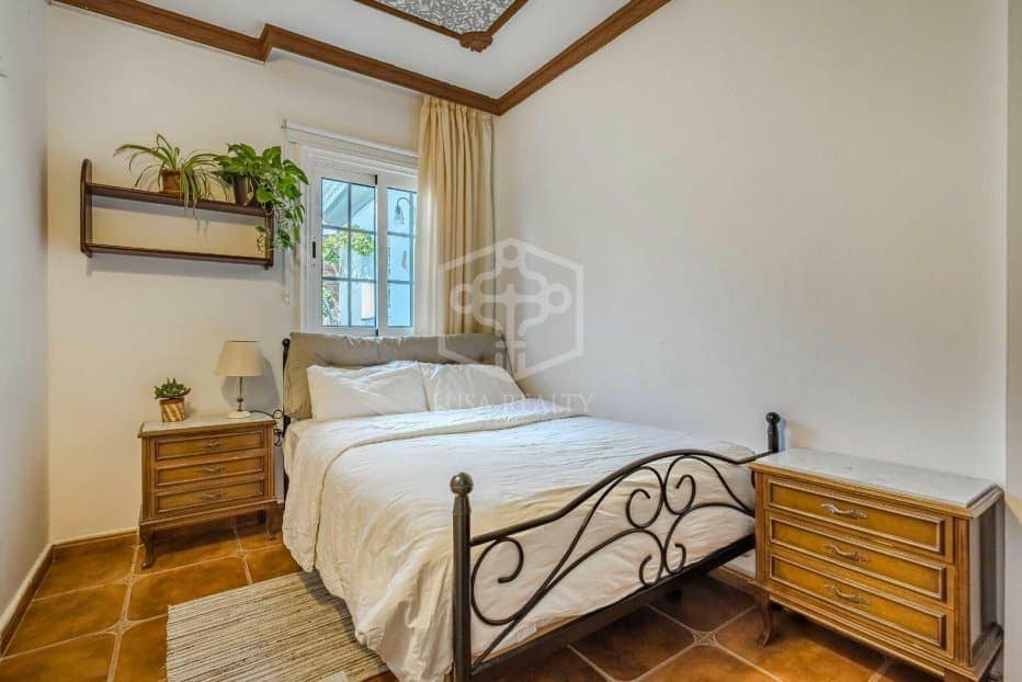 6 soveværelse Villa til salg i Adeje - € 1.180.000 (Ref: 8765751)