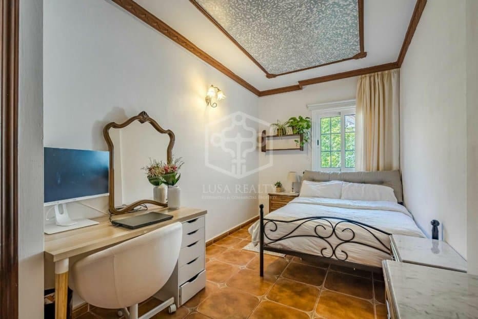 6 soveværelse Villa til salg i Adeje - € 1.180.000 (Ref: 8765751)