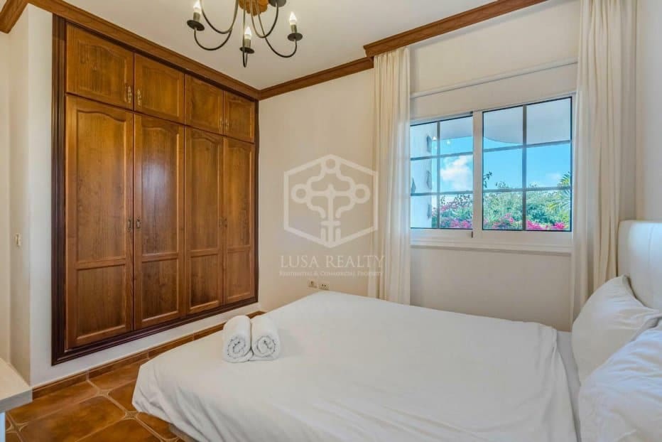 6 soveværelse Villa til salg i Adeje - € 1.180.000 (Ref: 8765751)