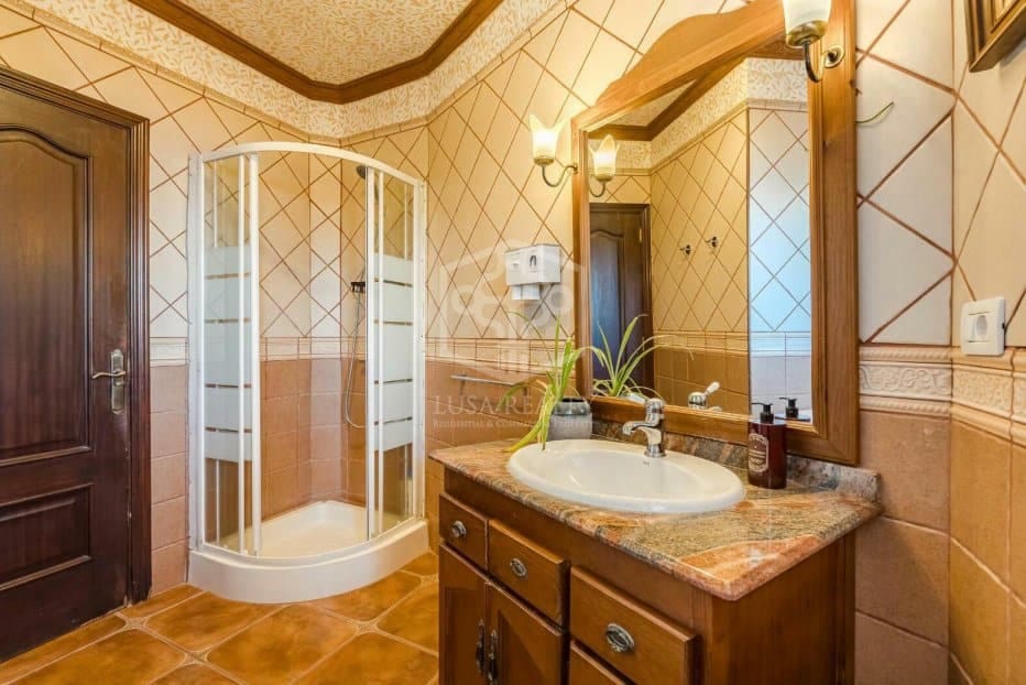 6 soveværelse Villa til salg i Adeje - € 1.180.000 (Ref: 8765751)