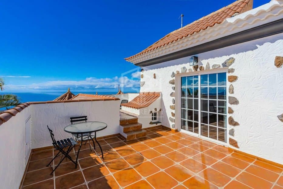 6 soveværelse Villa til salg i Adeje - € 1.180.000 (Ref: 8765751)