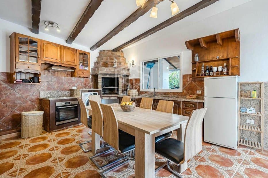 6 soveværelse Villa til salg i Adeje - € 1.180.000 (Ref: 8765751)