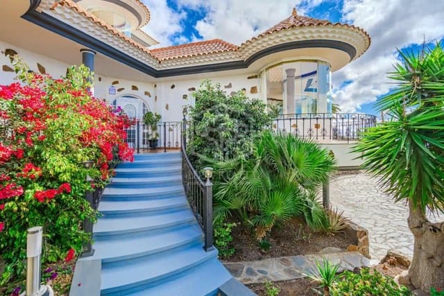 6 soveværelse Villa til salg i Los Menores, Adeje - € 1.180.000 (Ref: 8765751)