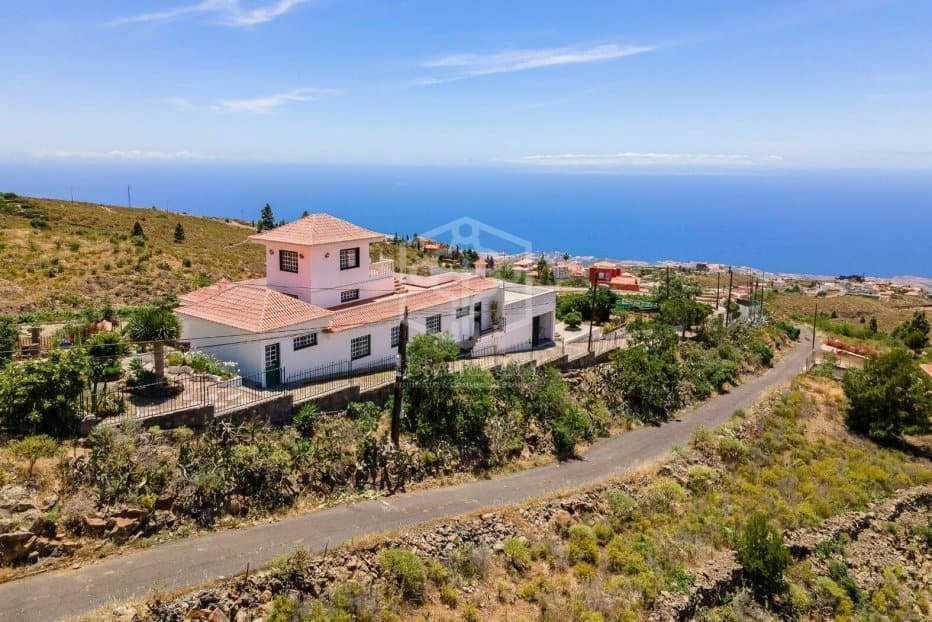 6 soveværelse Villa til salg i Adeje - € 1.000.000 (Ref: 8765752)