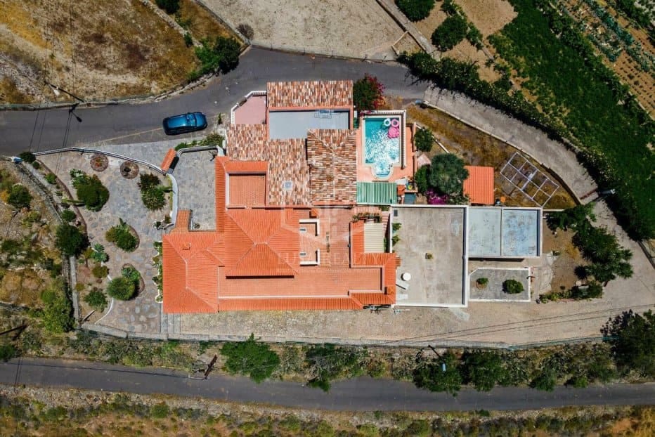 6 soveværelse Villa til salg i Adeje - € 1.000.000 (Ref: 8765752)