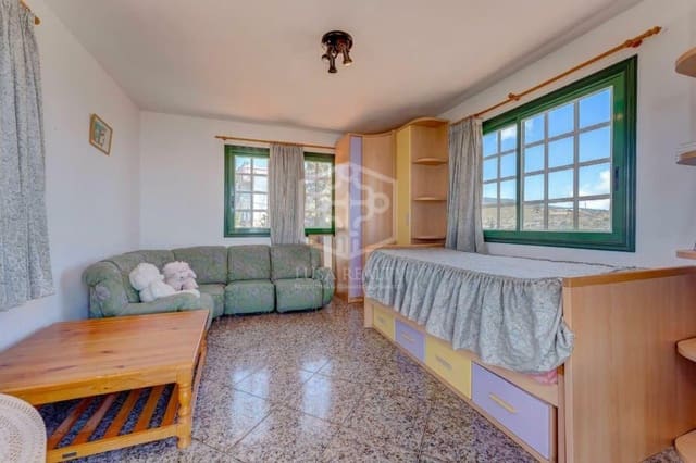 6 soveværelse Villa til salg i Tijoco, Adeje - € 1.000.000 (Ref: 8765752)