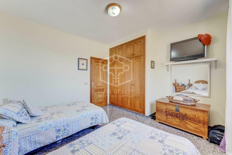 6 soveværelse Villa til salg i Adeje - € 1.000.000 (Ref: 8765752)