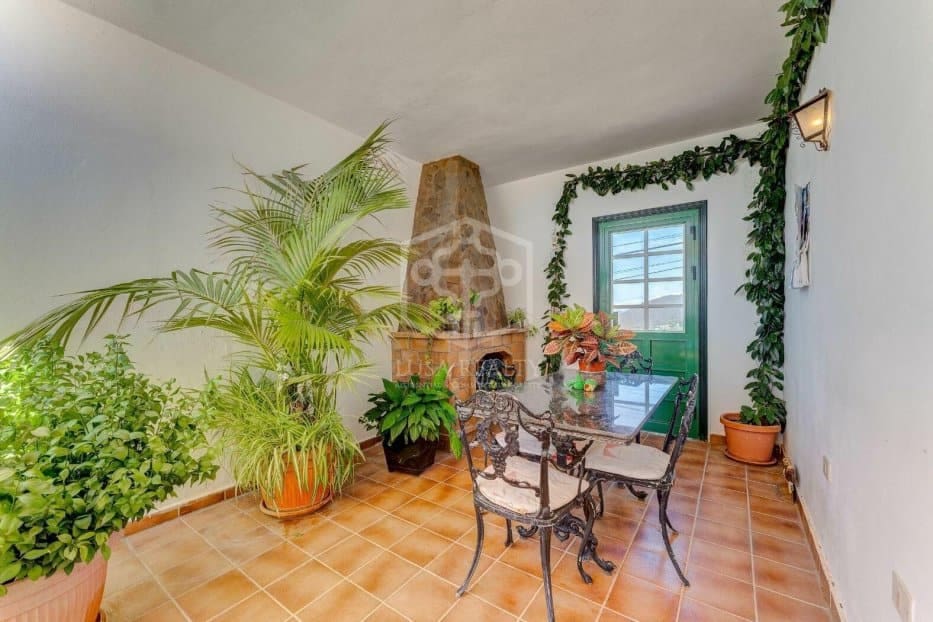 6 soveværelse Villa til salg i Adeje - € 1.000.000 (Ref: 8765752)