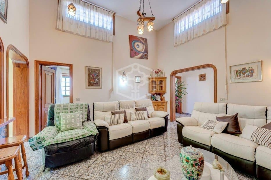 6 soveværelse Villa til salg i Adeje - € 1.000.000 (Ref: 8765752)