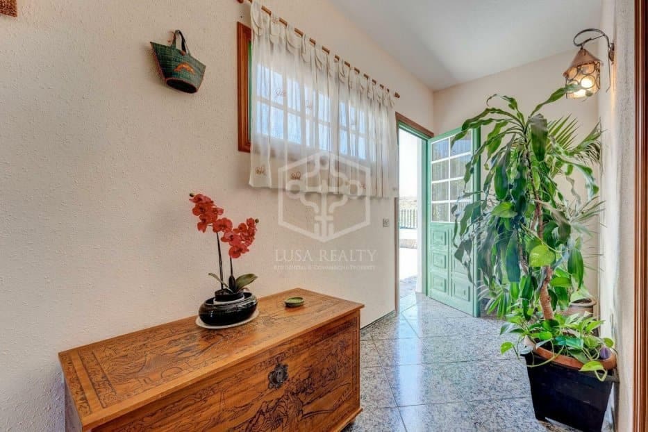 6 soveværelse Villa til salg i Adeje - € 1.000.000 (Ref: 8765752)