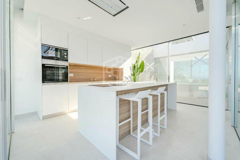 6 soveværelse Villa til salg i Adeje - € 2.700.000 (Ref: 8780674)