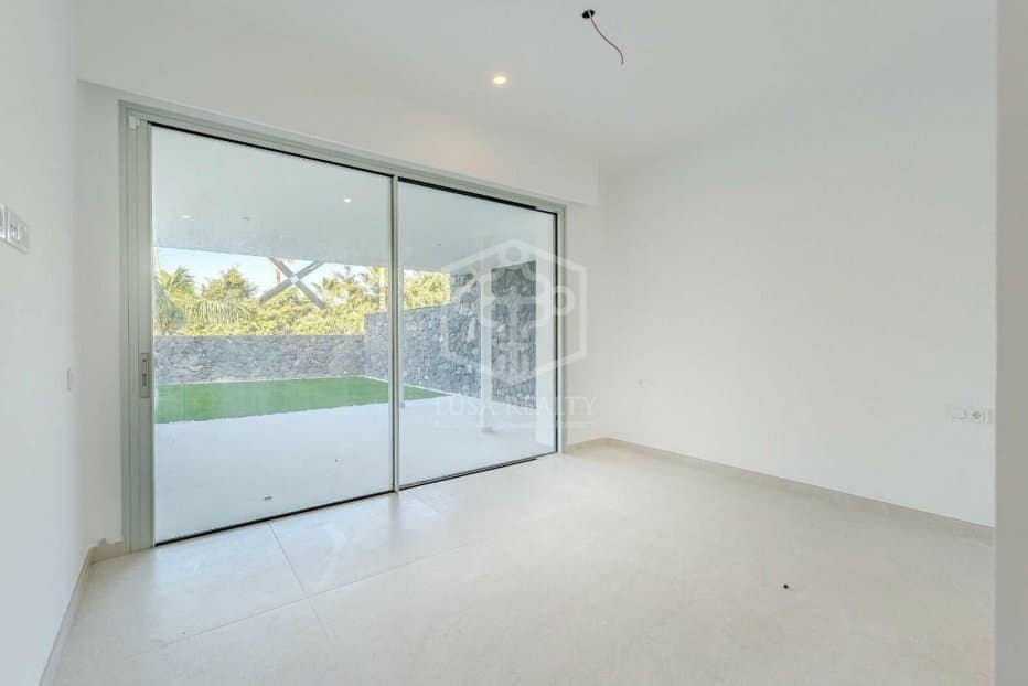 6 soveværelse Villa til salg i Adeje - € 2.700.000 (Ref: 8780674)