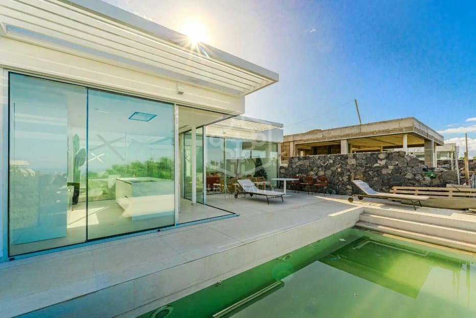 6 soveværelse Villa til salg i Adeje - € 2.700.000 (Ref: 8780674)