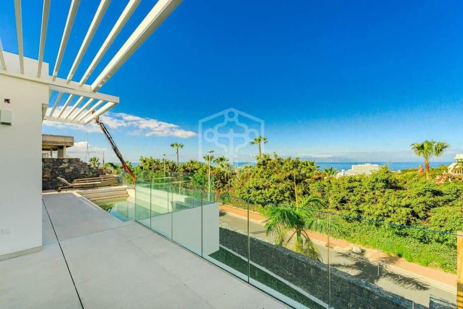 6 soveværelse Villa til salg i Adeje - € 2.700.000 (Ref: 8780674)