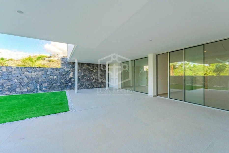 6 soveværelse Villa til salg i Adeje - € 2.700.000 (Ref: 8780674)