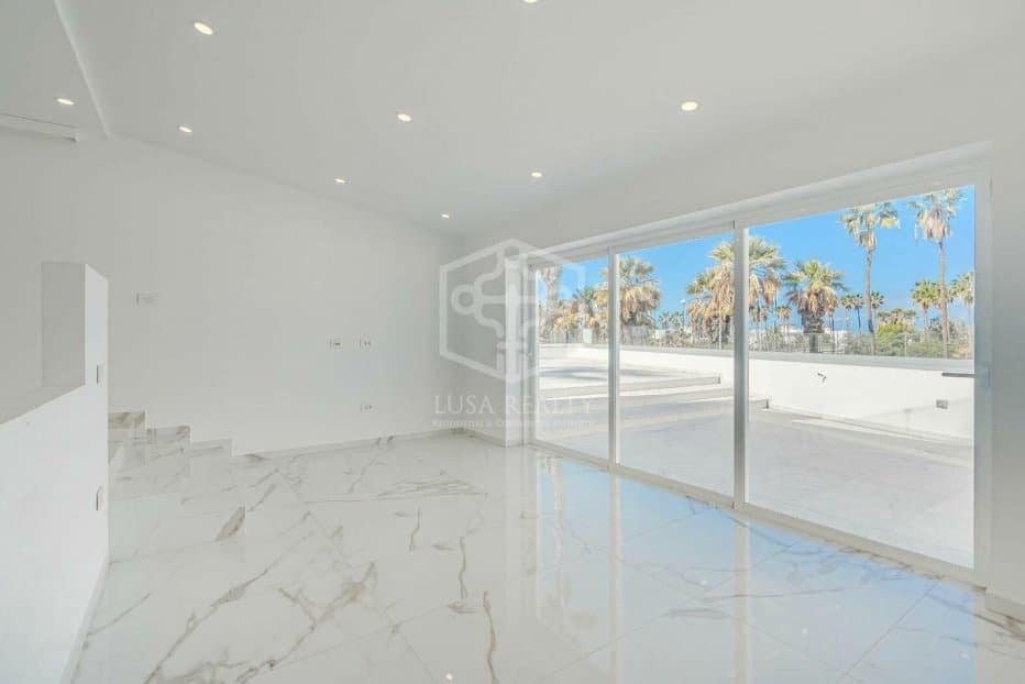 3 sovrum Villa till salu i Adeje - 1 350 000 € (Ref: 8815148)