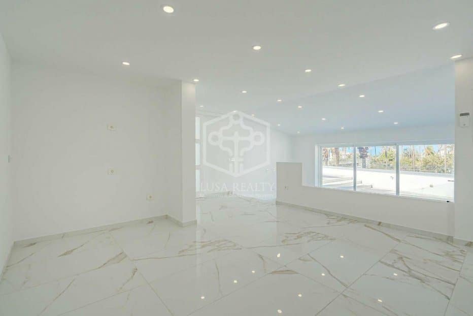 3 sovrum Villa till salu i Adeje - 1 350 000 € (Ref: 8815148)