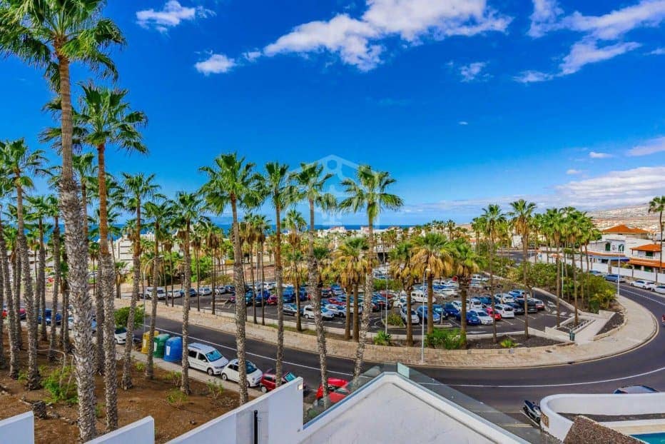 3 sovrum Villa till salu i Adeje - 1 350 000 € (Ref: 8815148)