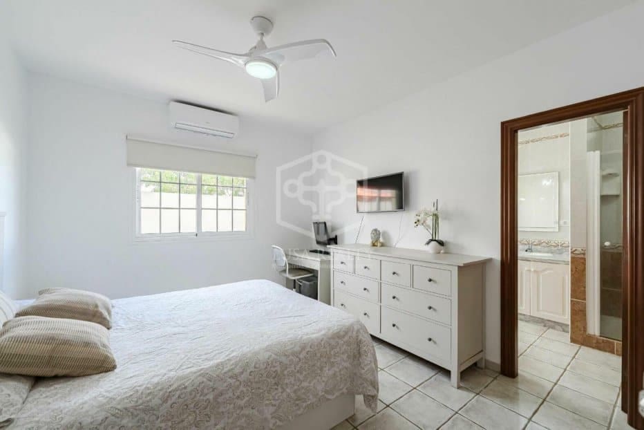 4 soveværelse Villa til salg i San Miguel de Abona - € 1.600.000 (Ref: 8830139)