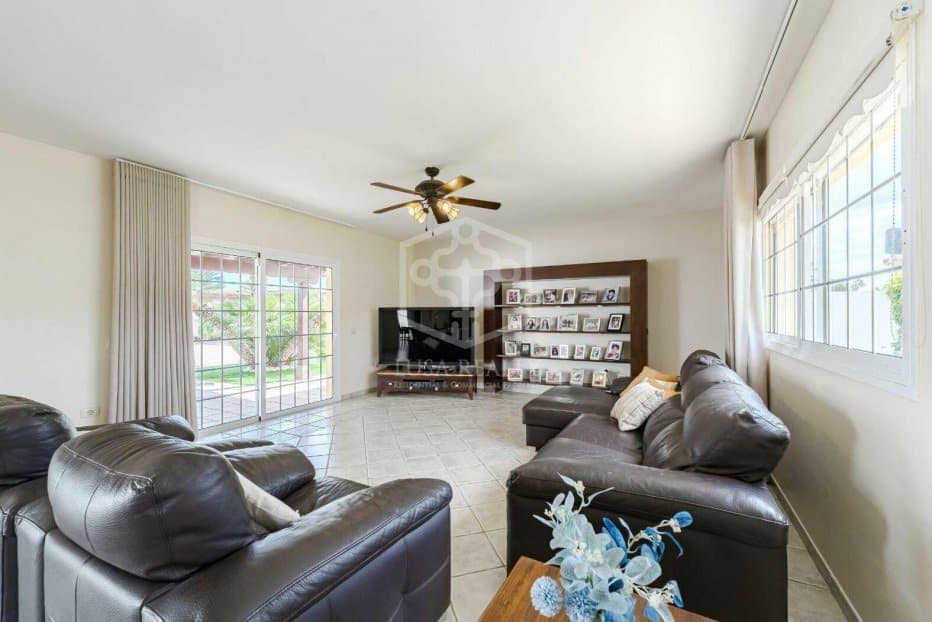 4 soveværelse Villa til salg i San Miguel de Abona - € 1.600.000 (Ref: 8830139)