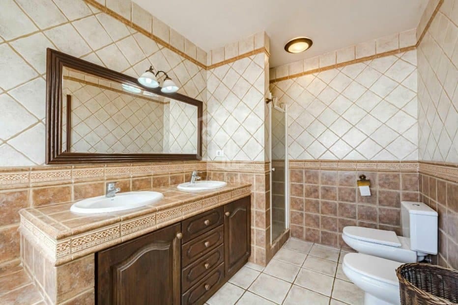 4 soveværelse Villa til salg i San Miguel de Abona - € 1.600.000 (Ref: 8830139)