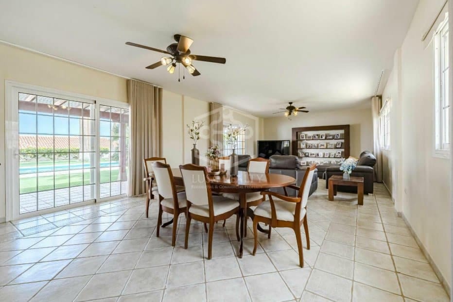 4 soveværelse Villa til salg i San Miguel de Abona - € 1.600.000 (Ref: 8830139)