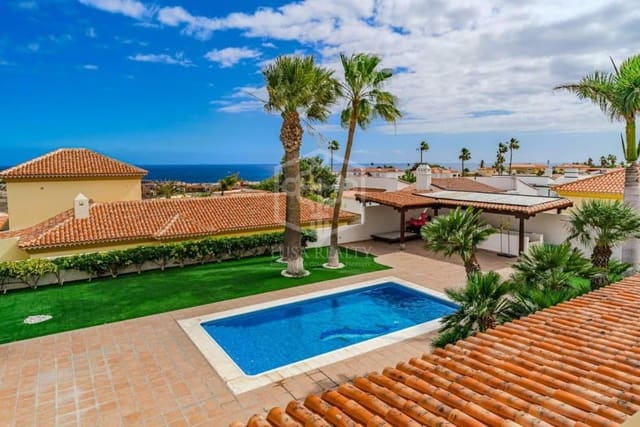 4 bedroom Villa for sale in San Miguel de Abona - € 1,600,000 (Ref: 8830139)
