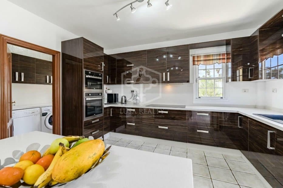 4 soveværelse Villa til salg i San Miguel de Abona - € 1.600.000 (Ref: 8830139)