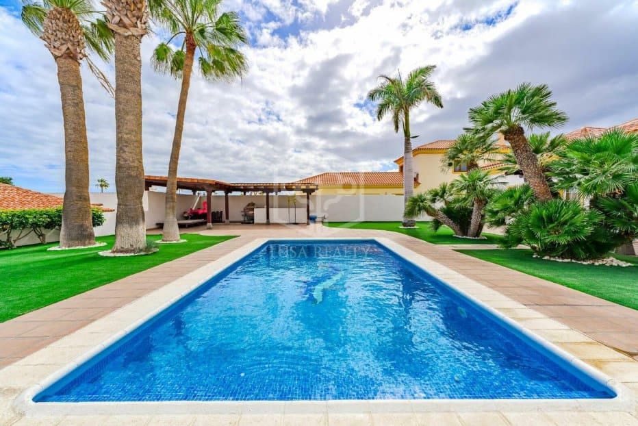 4 soveværelse Villa til salg i San Miguel de Abona - € 1.600.000 (Ref: 8830139)