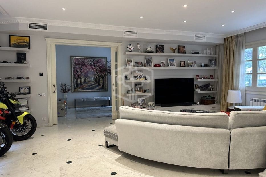 7 soveværelse Villa til salg i Castelldefels med swimmingpool garage - € 4.750.000 (Ref: 8837623)