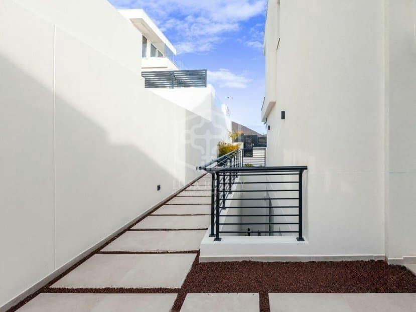 5 soverom Villa til salgs i Adeje - € 1 912 000 (Ref: 8848243)