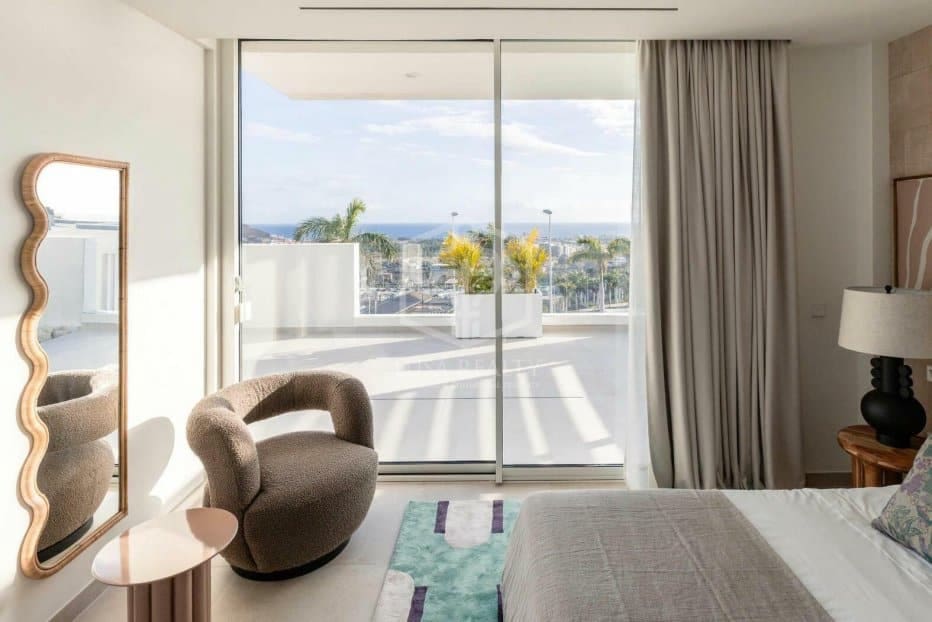 5 soverom Villa til salgs i Adeje - € 1 912 000 (Ref: 8848243)