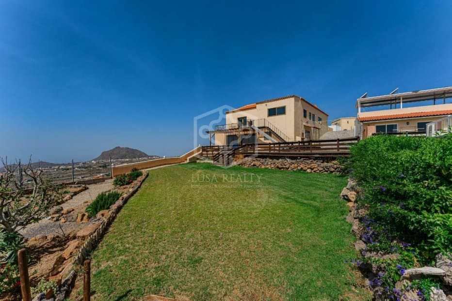 6 soveværelse Villa til salg i San Miguel de Abona - € 860.000 (Ref: 8878977)