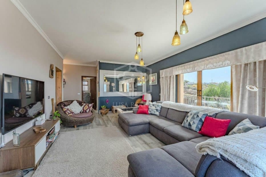 6 soveværelse Villa til salg i San Miguel de Abona - € 860.000 (Ref: 8878977)