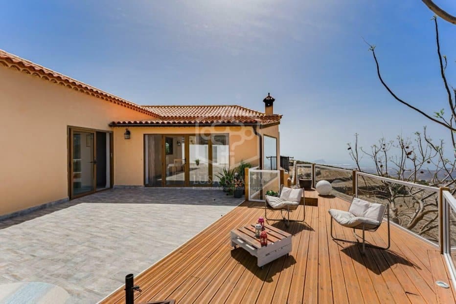 6 soveværelse Villa til salg i San Miguel de Abona - € 860.000 (Ref: 8878977)